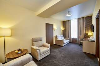 Гостиница Россия Санкт-Петербург Гранд Люкс - трёхкомнатный-5